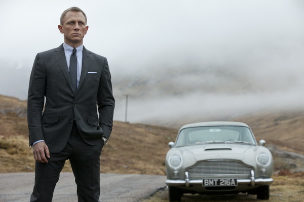 14 James Bond Skyfall